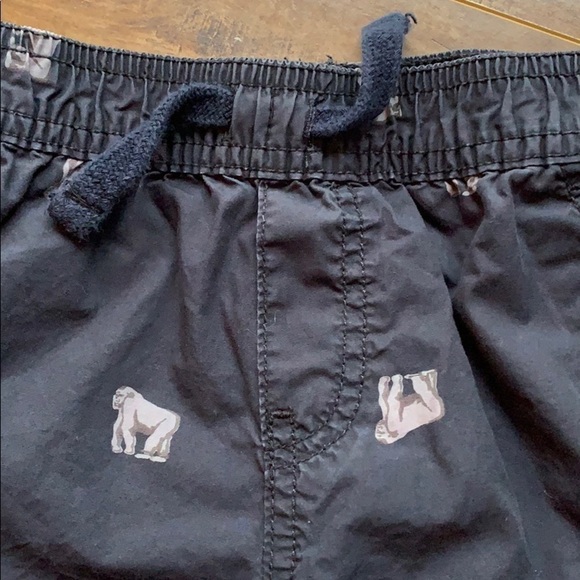 Joe Fresh Light Weight Khaki Shorts Gorilla Pattern - Picture 3 of 4